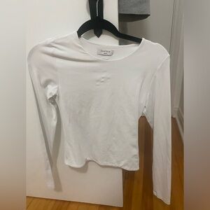 Aritzia Contour Longsleeve